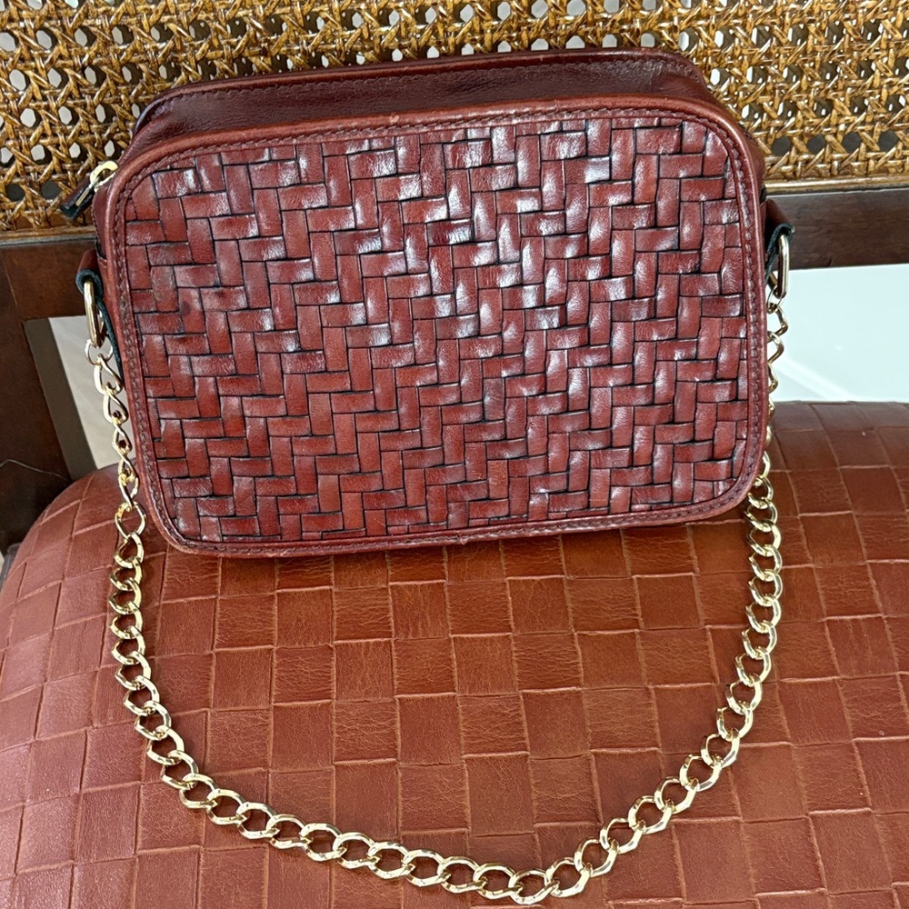 Lord & Taylor Woven Leather Brown Bag—GORGEOUS LEATHER!!  Great Vtg. Condition!!